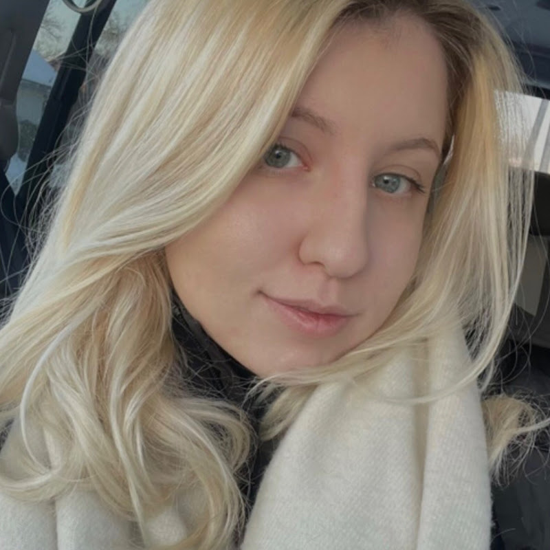 MYROSLAVA VLOG