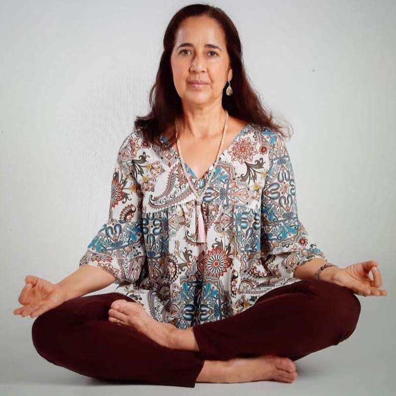 Ana Maria Nardini - Portal De Kuan Yin 🇧🇷🇵🇹🇨🇭🌎