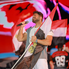 Tamer Hosny - Topic