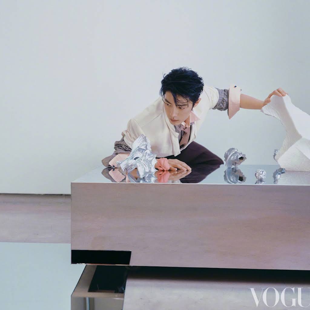 Post from 肖战影音会DAYTOY•Xiao Zhan - YouTube