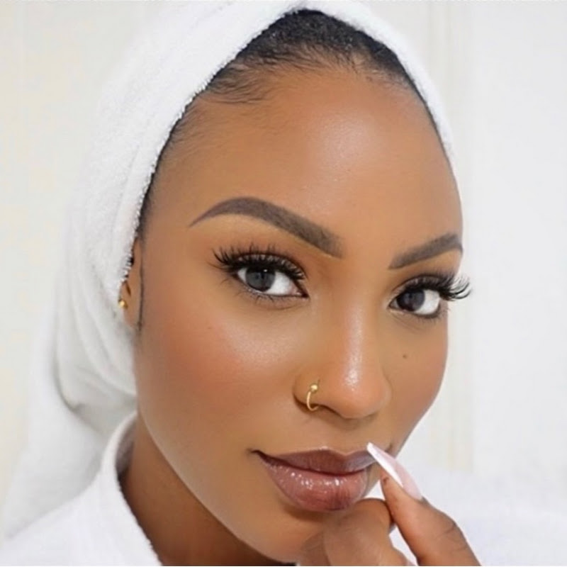 Mufidah Mukhtar Logo