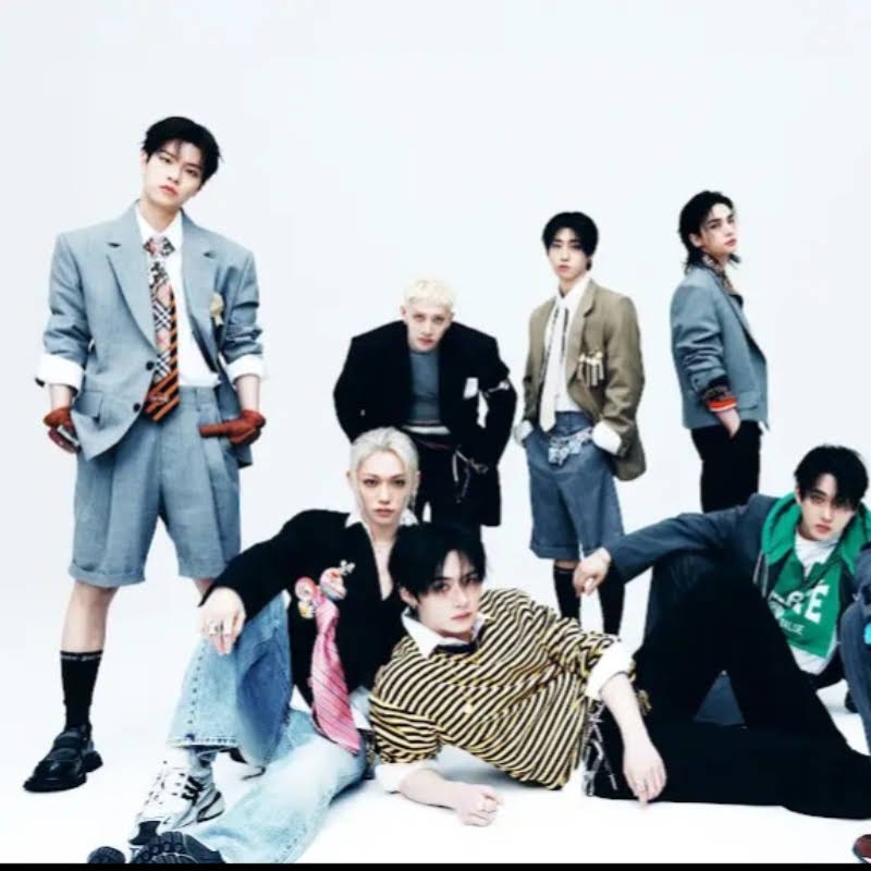即発送 CHI:SKZ:8ページ YouTube