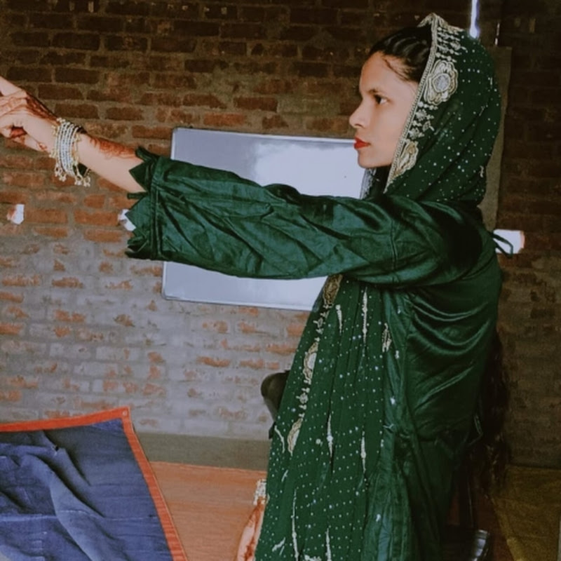 Hire Queen Sahana 👑 — Beauty & Fashion YouTube creator for sponsorships