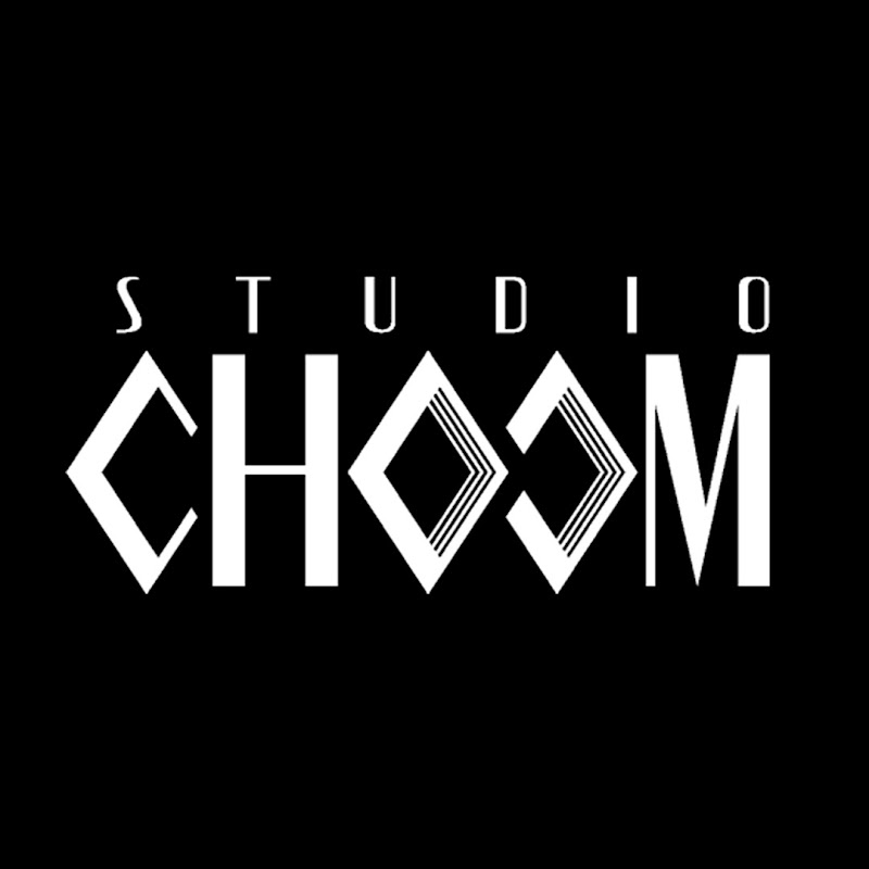 STUDIO CHOOM [스튜디오 춤]