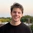 J241VusQaic-channel-avatar-Andrew Godwin