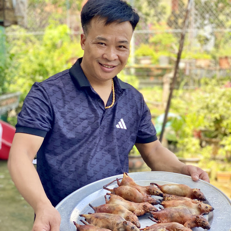 Gia Đình Chú Chung Logo