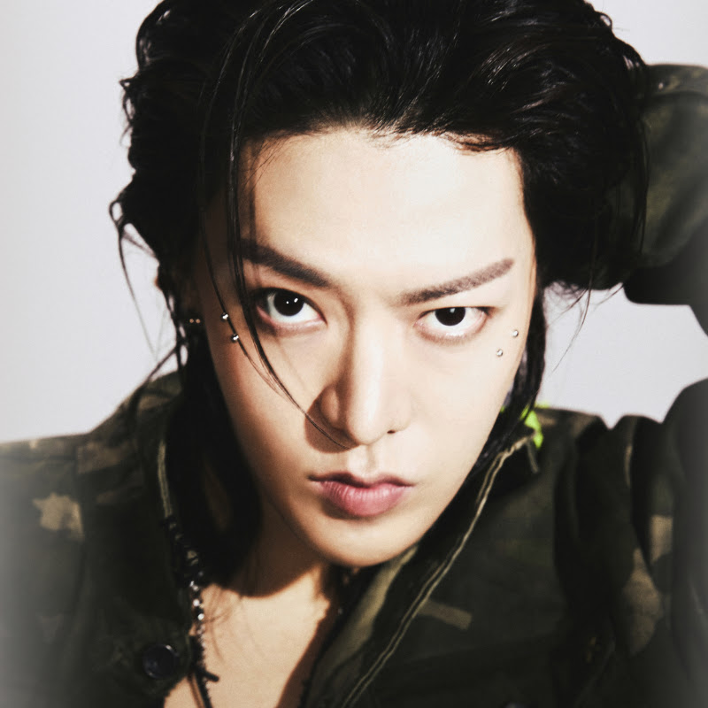 YUTA - Topic