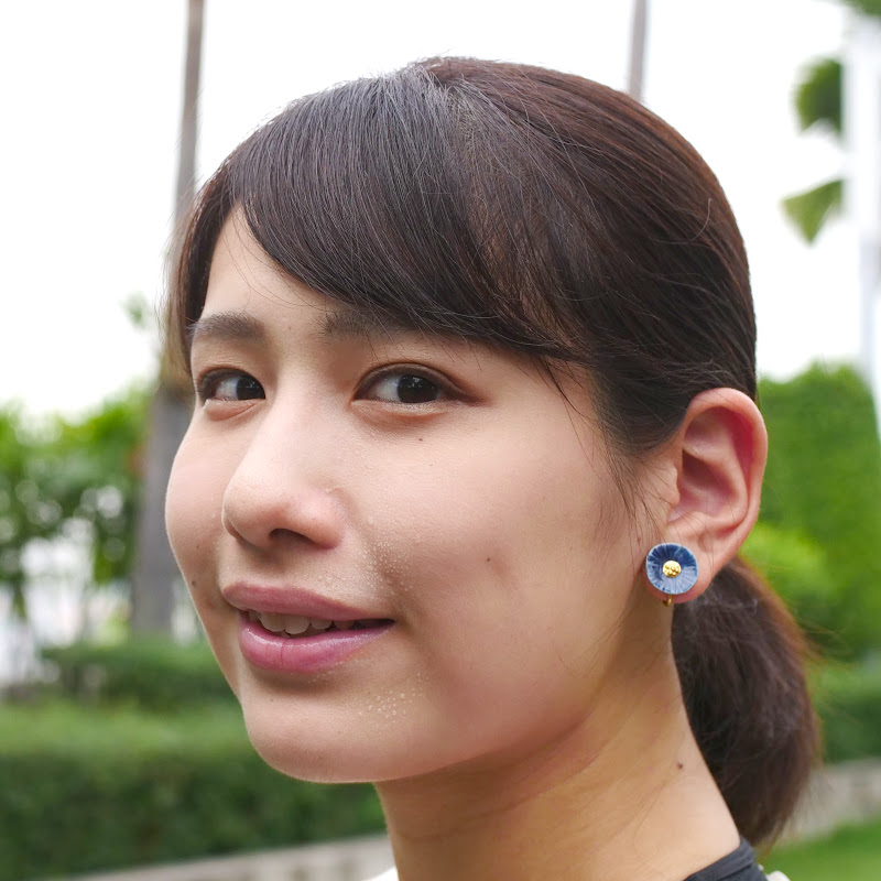 Reina in Thailand れいなのサムネイル