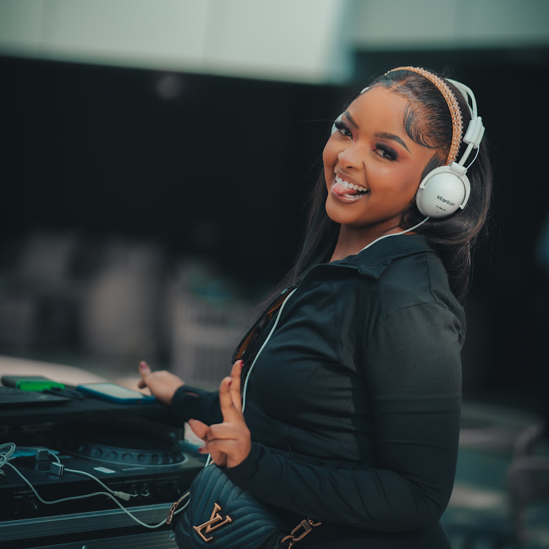 The Winnie Njenga Experience 