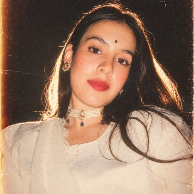  Shubhi Tiwari 