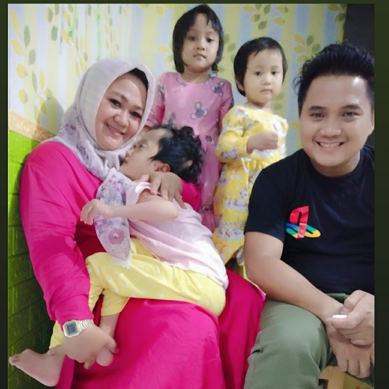 The Friful's Family