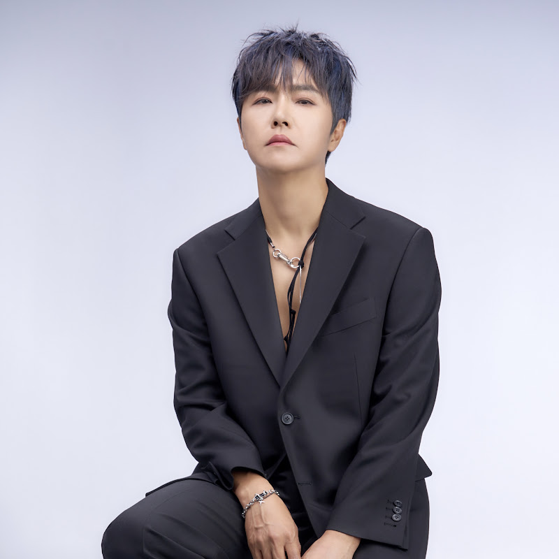 Jung Dong Ha - Topic