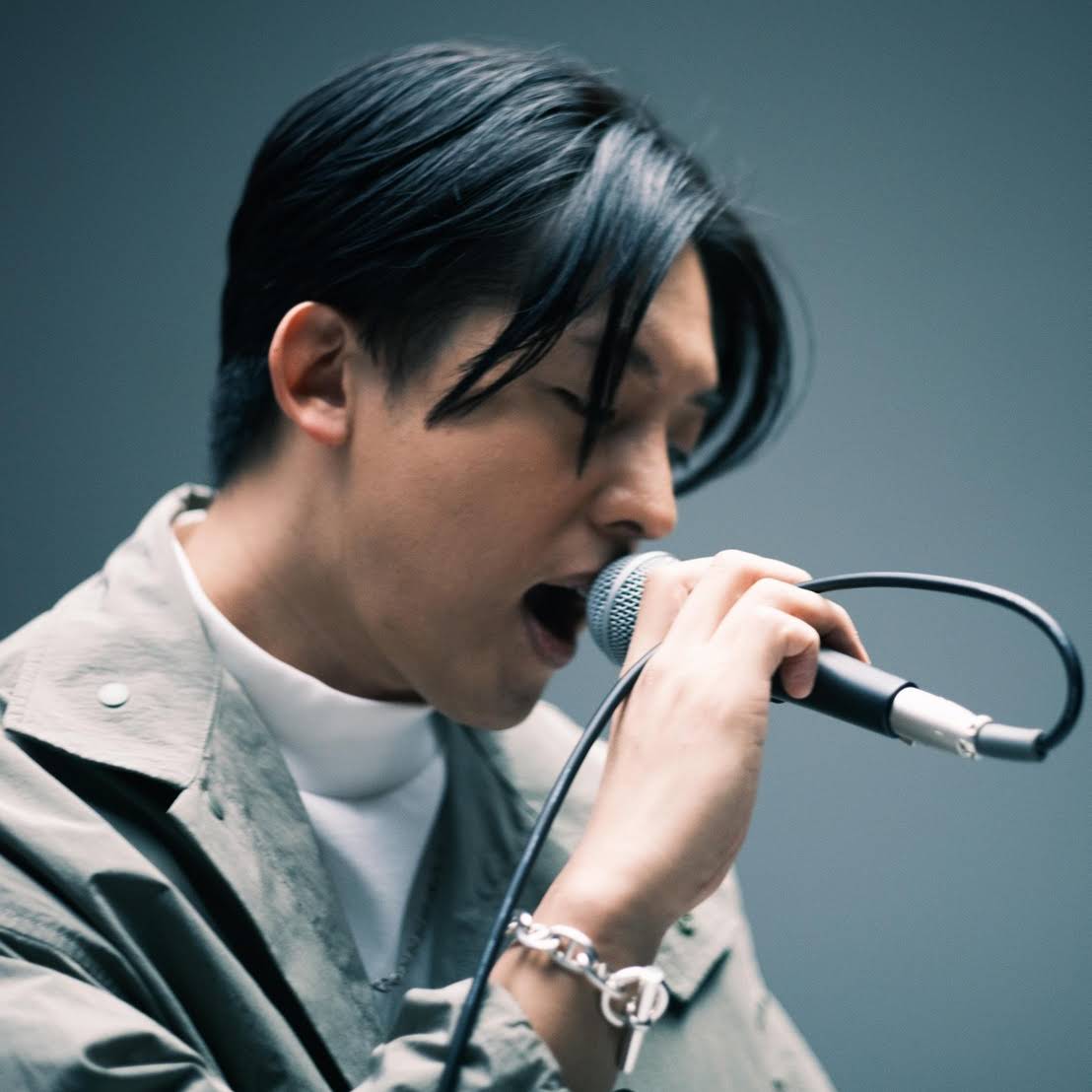 ポップス+ロック(邦楽) aki COME INTO CONFLICT Amazon.co.jp: CONFLICT: Music