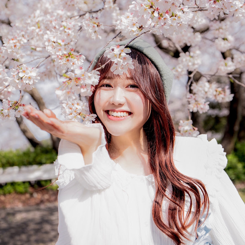 日本有個U1 YuiTube Logo