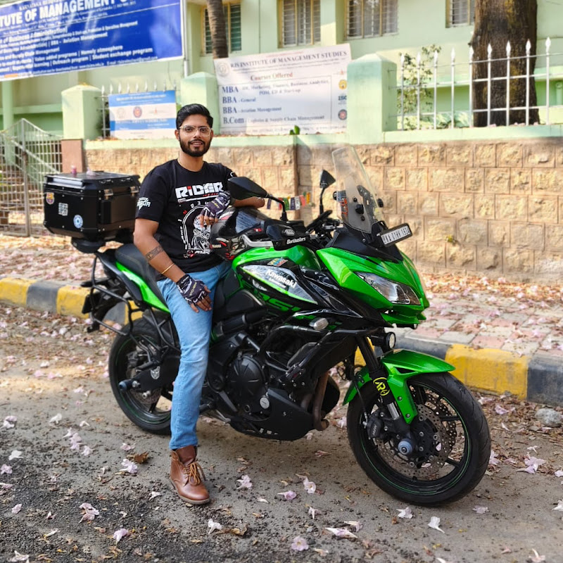 Hire The versys rider — Off-Roading & Overlanding (Vehicles) YouTube creator for sponsorships