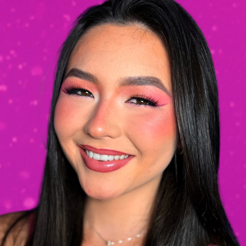 Bella Dias Makeup