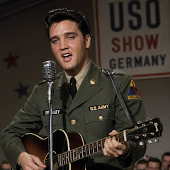 Elvis Presley 
