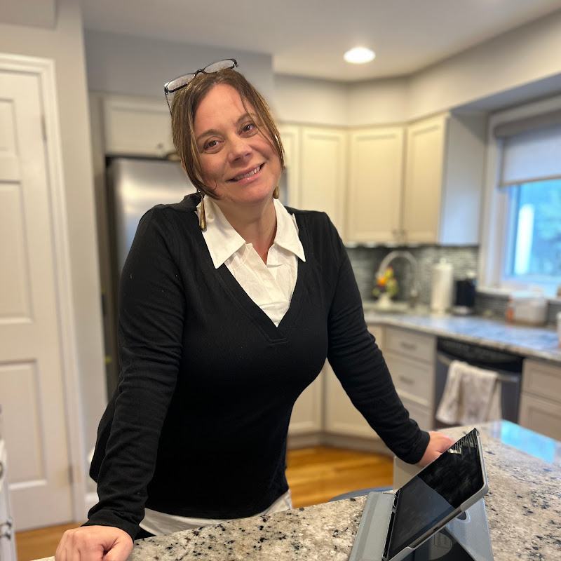 Michelle Wright - I Am The Wright Realtor