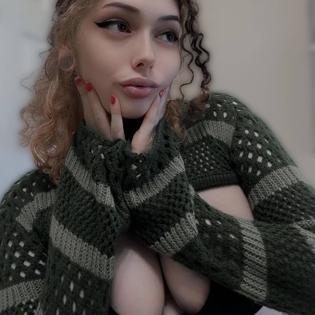 Post from Reina - YouTube