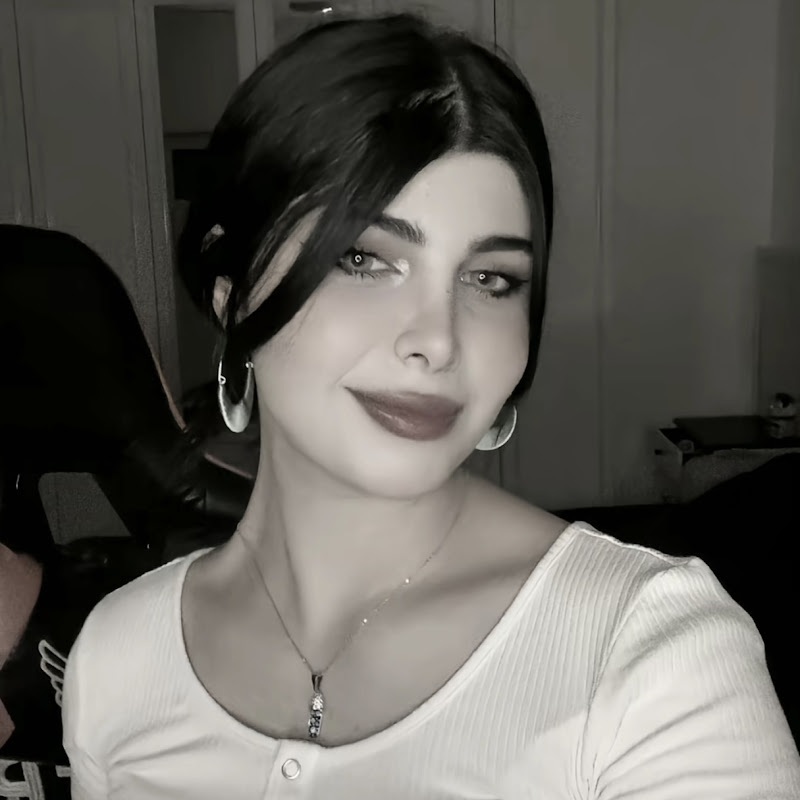 Aya Max1