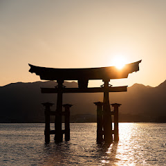 Japan- [金運招福]