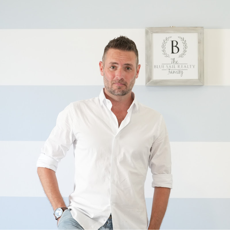 Hire James Oosterman Blue Sail Realty Dominican Republic — Business & Finance YouTube creator for sponsorships