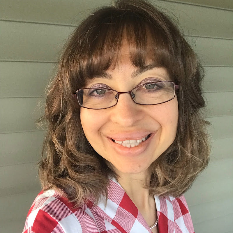 The Holy Mess | Weight Loss for Faithful Women profile avatar