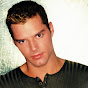 Travelling with RICKY MARTIN, Deanna & Bev YouTube Profile Photo