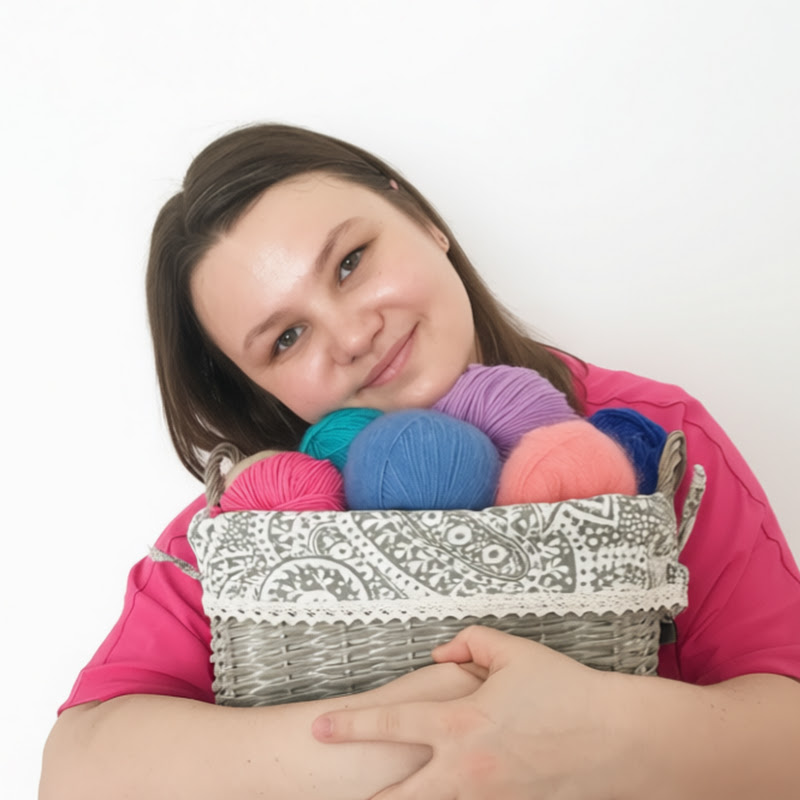 Пара спиц вязание с Тоней Февралёвой Logo