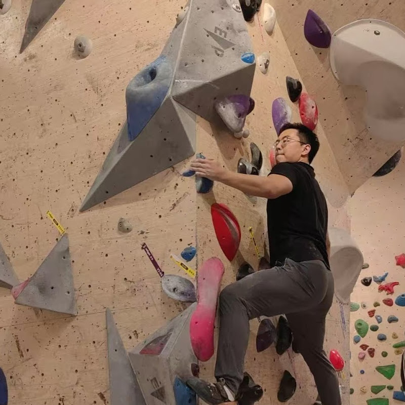 Climb it Jon (上墙吧乔纳森) Logo