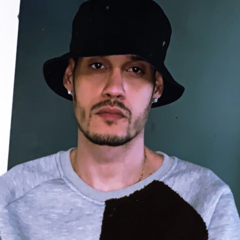 Hire Xandersino — Creative Writing Tutorials YouTube creator for sponsorships