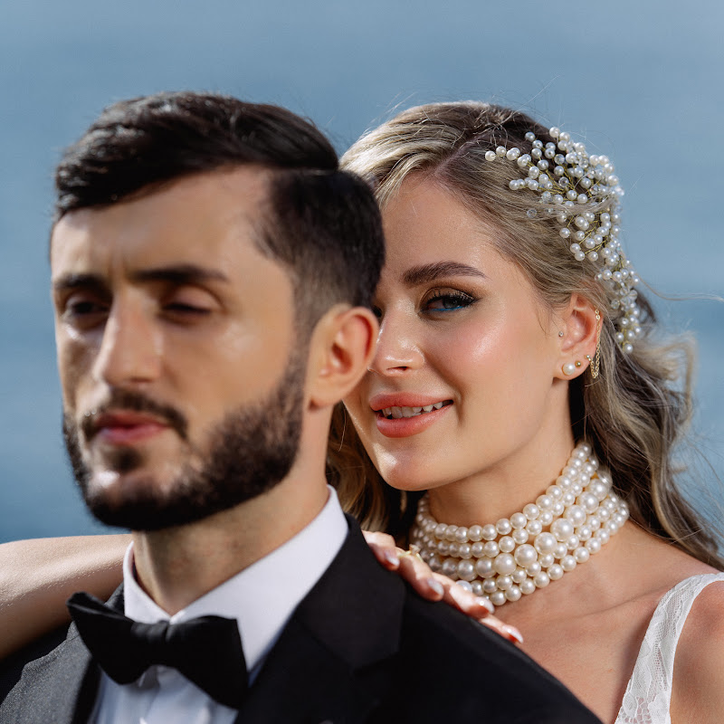 Валерия и Бека, путешествия и жизнь в Грузии  Logo