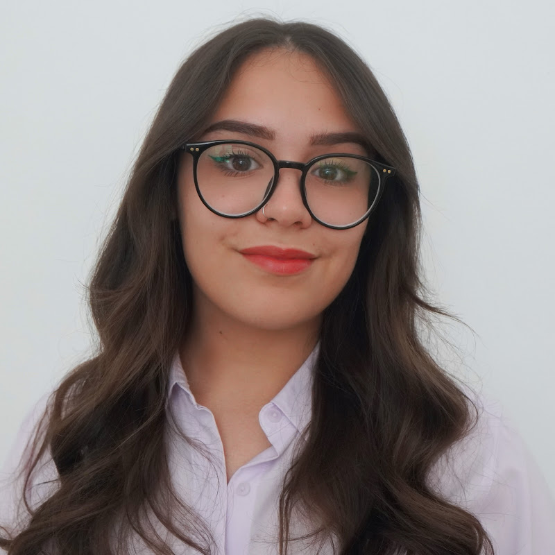 Isadora Vera