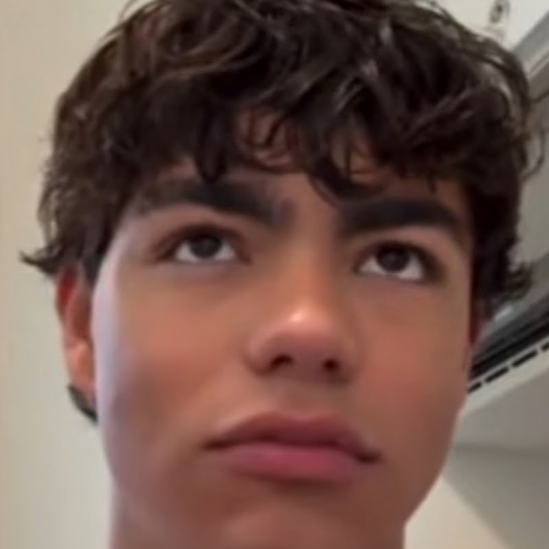 Malachi Barton twin