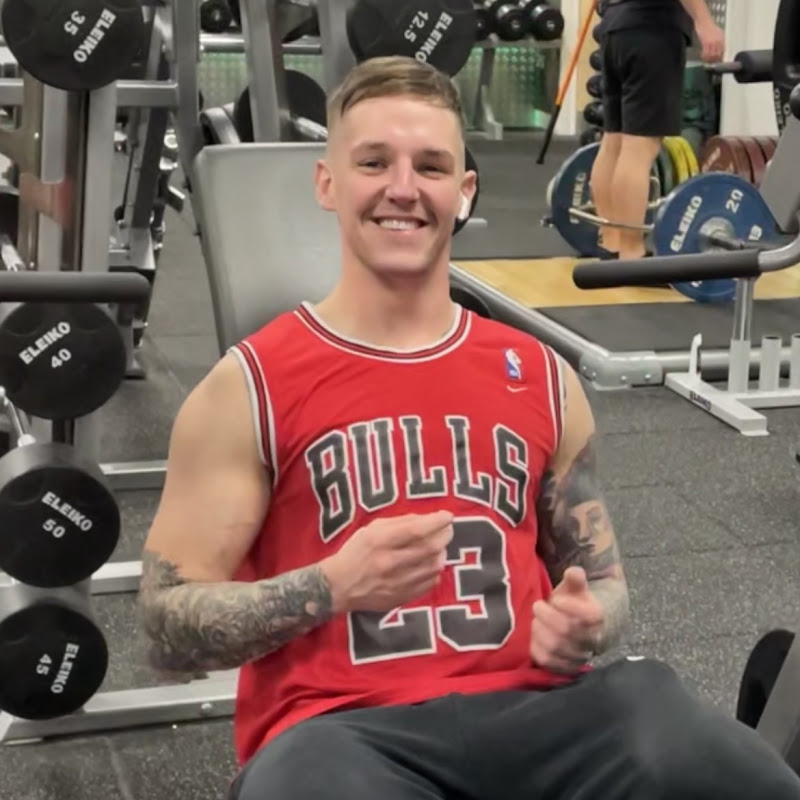 Adam Donald Fitness