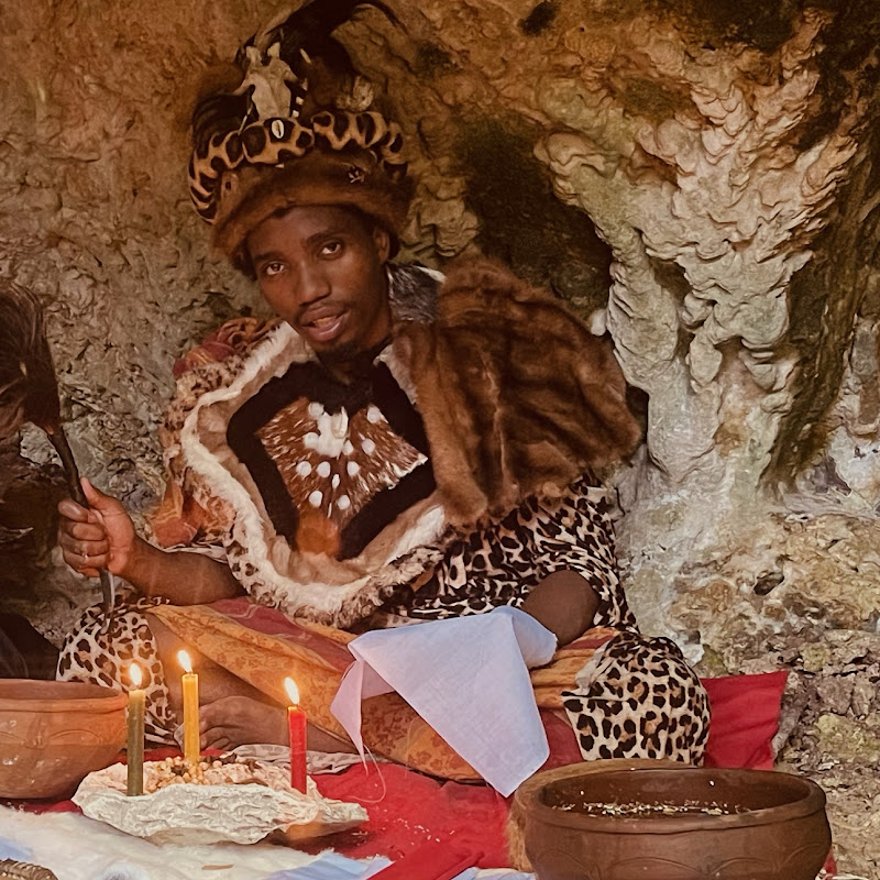 MR AFRICA TRADITIONALIST