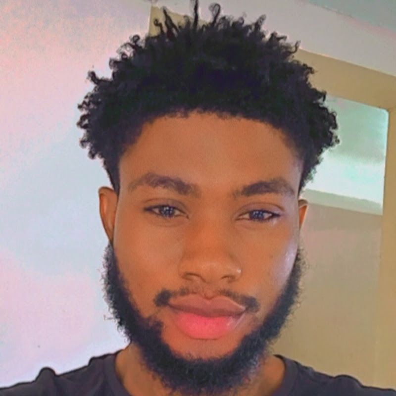 DanSwezy Comedian
