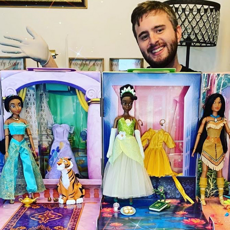 Enchanted Dill ♥️ Disney Dolls and More