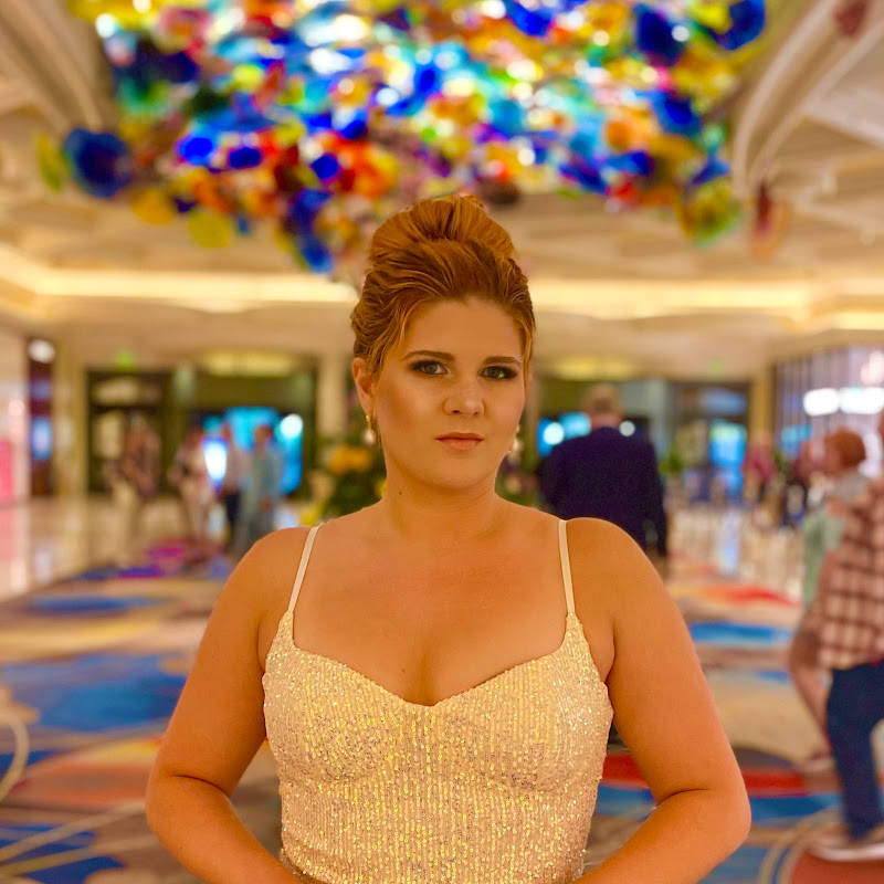 I Stayed at the NEW Flamingo Hotel & Casino in Las Vegas! 🥰