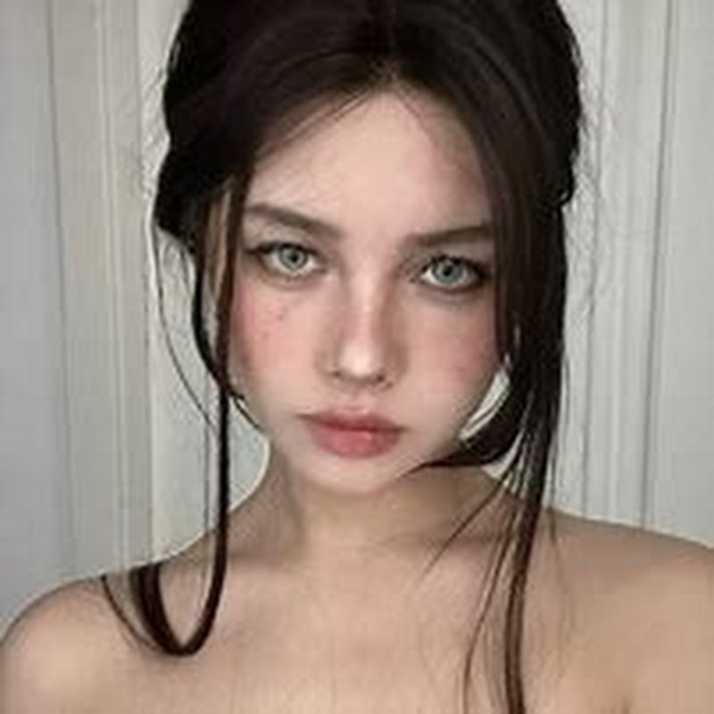 Elizabeth1