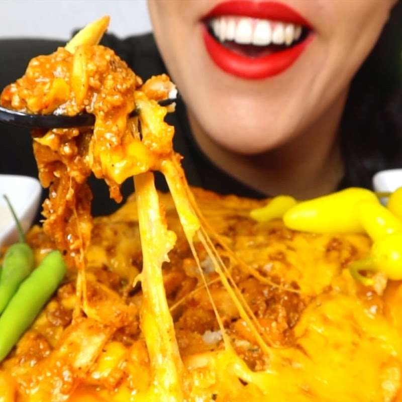 Eat with Koko ASMR