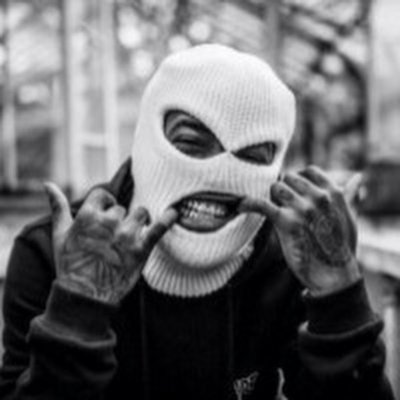 Monster18. playlist cover