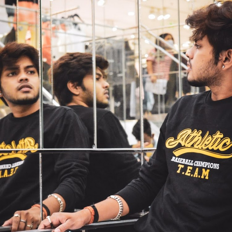 Trending With Suraj 🪬