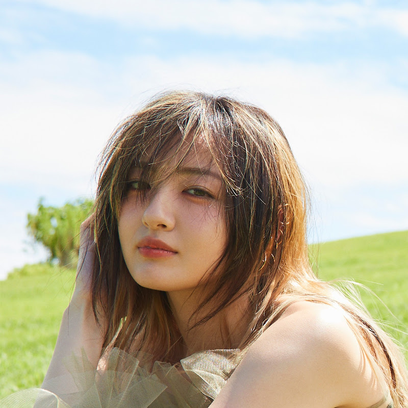 鈴木瑛美子のサムネイル