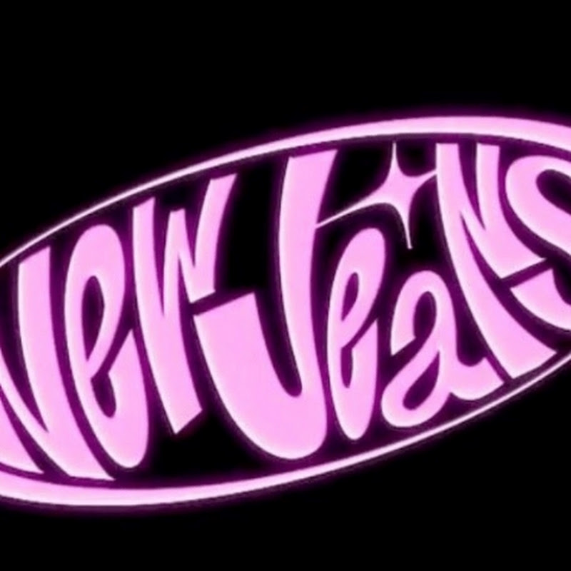NewJeans