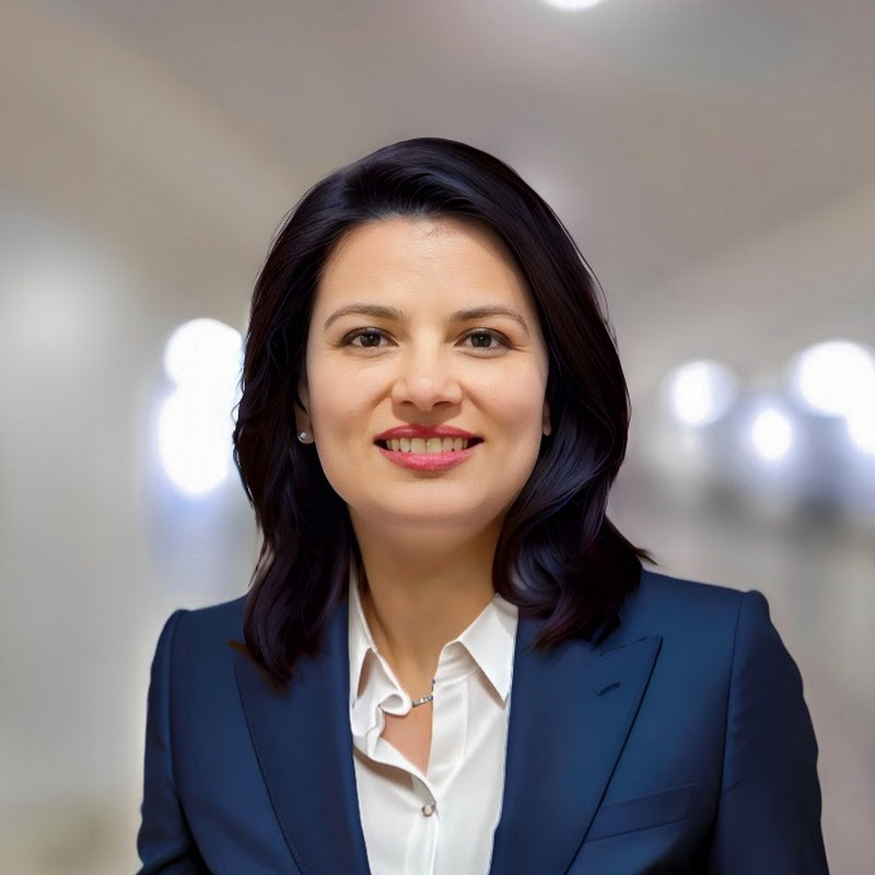 Avani Parikh, Realtor