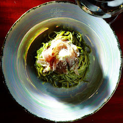 Piano Dining Gardenia