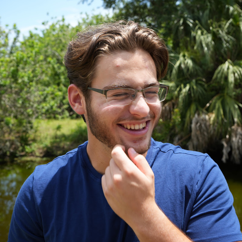 Derrik Mirochnik
