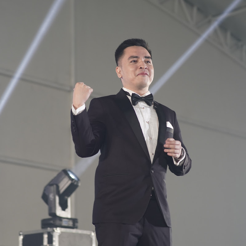Rudolf Ryan Perez