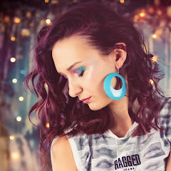 Rachel Oates net worth